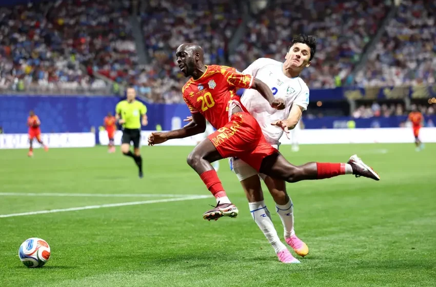  Congo vira sobre Uzbequistão no fim, conquista vaga histórica na Copa do Mundo e será rival da Inglaterra