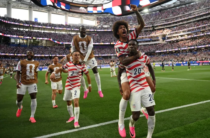  Estados Unidos domina o Paraguai e estreia com goleada