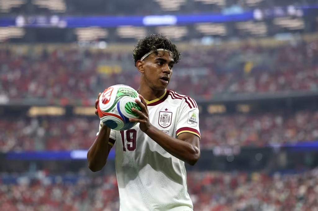 Lamine Yamal, um dos destaques da seleção espanhola (Foto: FIFA Divulgação)